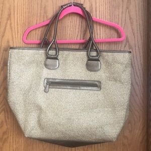 Bath and Body Works Straw VIP tote